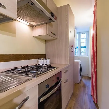 Apartman In The Heart Of Nightlife By Wonderful Italy